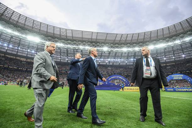 俱乐部之间 俱乐部之间