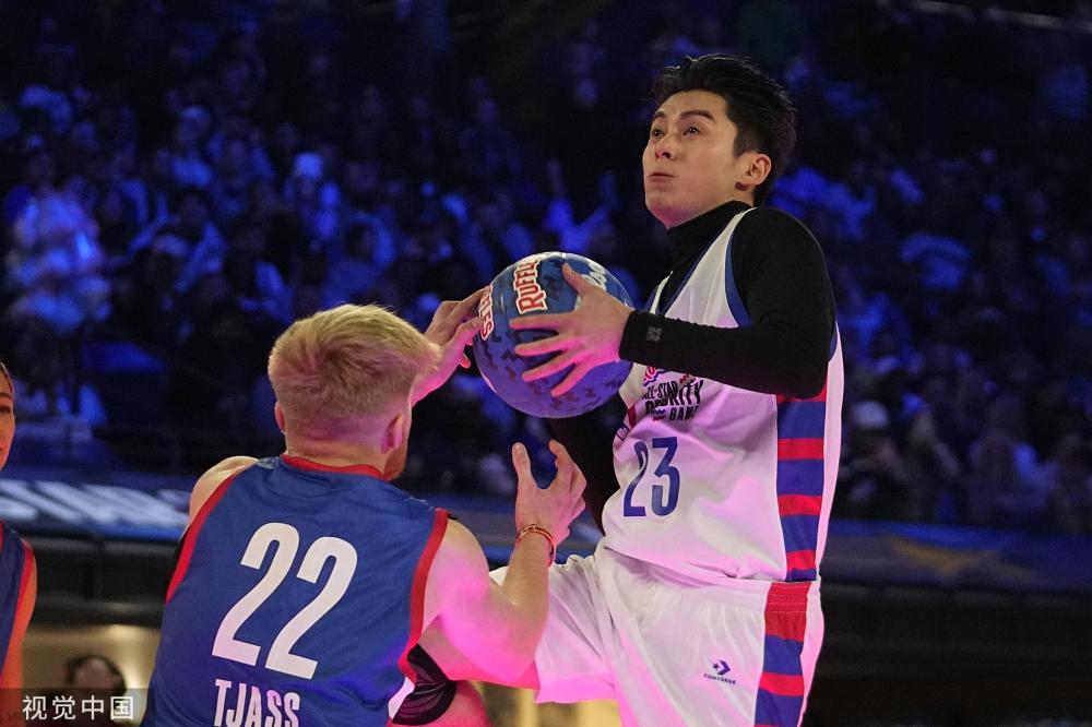 现了精彩瞬 现了精彩瞬